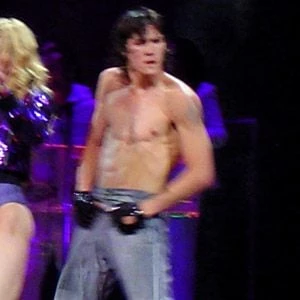 Cloud - Biography, Birthdate, Family, Networth & More