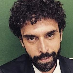 Ozgun Coban - Age, Height, Birthdate, Bio, Family, Networth & More