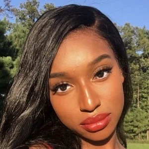 Coco Chinelo - Biography, Birthdate, Family, Networth & More