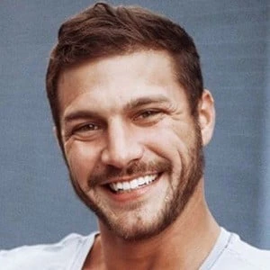 Brandon Cody - Date Of Birth, Bio, Birthdate, Parents, Networth & More