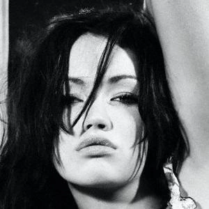 Ella Cole - Age, Wiki, Birthdate, Bio, Networth, Family & More