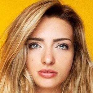 Kirsten Collins - Networth, Bio, Wiki, Family, Birthday, Networth & More