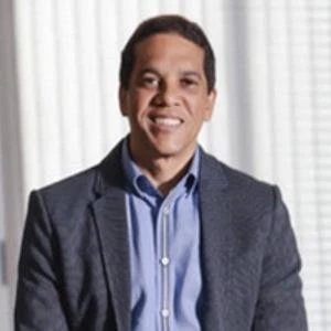 Edgar Contreras Biography