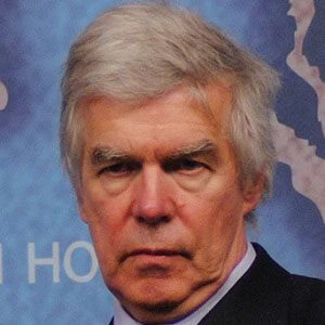 Robert Cooper - Biography, Birthday, Wiki, Family, Networth & More