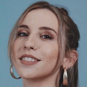 Lou Cornago - Age, Height, Birthdate, Bio, Family, Networth & More