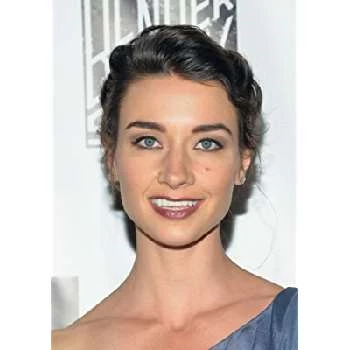 Cortney Palm Biography