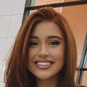 Alexia Cox - Height, Bio, Wiki, Family, Birthplace, Networth & More