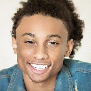 CozywiththeCurls - Networth, Bio, Birthdate, Age, Family & More