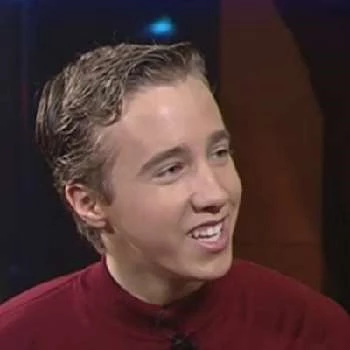 Craig Kielburger - Income, Birthday, Family, Bio, Networth & More