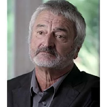 Craig Newnes - Age, Bio, Birthdate, Family, Networth & More