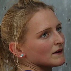 Leah Crane Biography