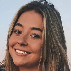 Crazycourtney - Birthplace, Bio, Wiki, Birthday, Family, Networth & More