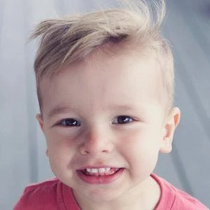 Carson Crosby - Biography, Birthday, Wiki, Family, Networth & More