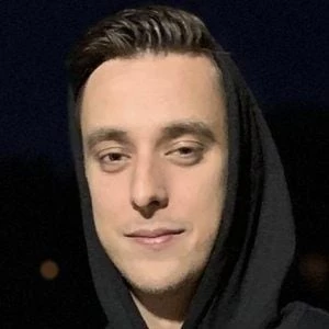 Nick Crowley Biography