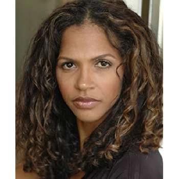 Crystal Garrett - Age, Bio, Birthdate, Family, Networth & More