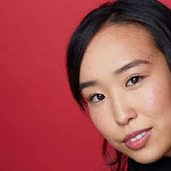 Crystal Kim - Age, Bio, Birthdate, Family, Networth & More