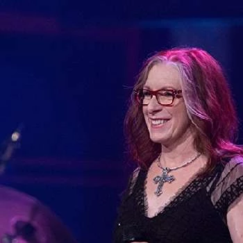 Crystal Plamondon - Age, Bio, Birthdate, Family, Networth & More