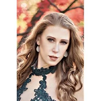 Crystal Quin - Age, Bio, Birthdate, Family, Networth & More