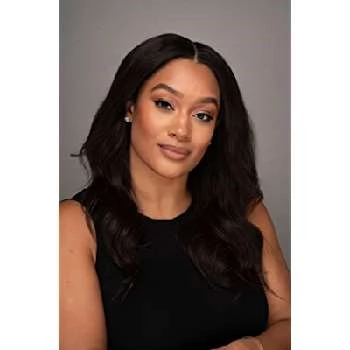 Crystal Renee Hayslett - Age, Bio, Birthdate, Family, Networth & More