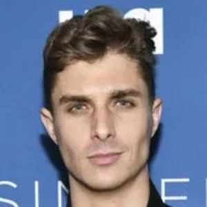 Alex Cubis Biography