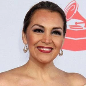 Aida Cuevas - Age, WIki, Birthday, Family, Networth & More