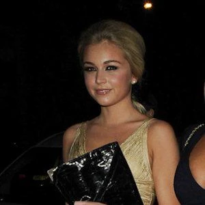 Chloe Cummings - Parents, Networth, Bio, Birthdate, Family Wiki & More