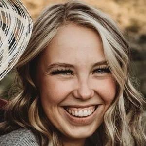 Carissa Curtis - Bio, Networth, Family, Age, Birthdate & More