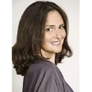 Cusi Cram - Age, Bio, Birthdate, Family, Networth & More