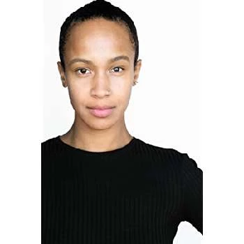 Cynthia Navarro - Age, Bio, Birthdate, Family, Networth & More