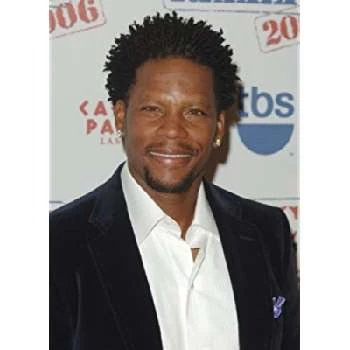 D.L. Hughley Biography