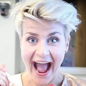 Eva Daeleman - Age, Bio, Birthdate, Family, Networth & More