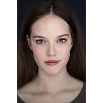 Daisy Moore - Age, Bio, Birthdate, Family, Networth & More