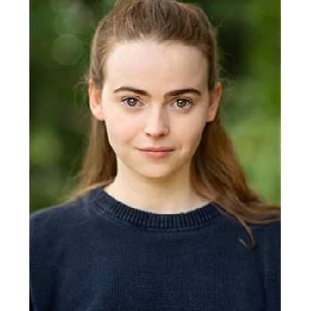 Daisy Waterstone - Date Of Birth, Bio, Birthdate, Parents, Networth & More