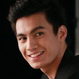 Anjo Damiles Biography