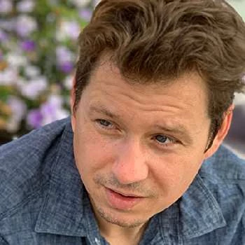 Dan Ast - Height, Bio, Wiki, Family, Birthplace, Networth & More