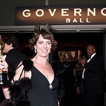 Dana Heinz Perry - Age, Bio, Birthdate, Family, Networth & More