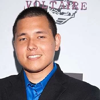 Daniel Chun Loiewski Biography