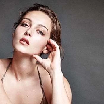 Danielle Jane Darling - Age, Bio, Birthdate, Family, Networth & More