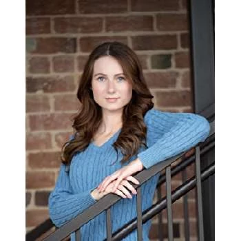 Danielle Peterson - Age, Bio, Birthdate, Family, Networth & More