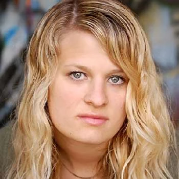 Danielle Stahl - Age, Bio, Birthdate, Family, Networth & More