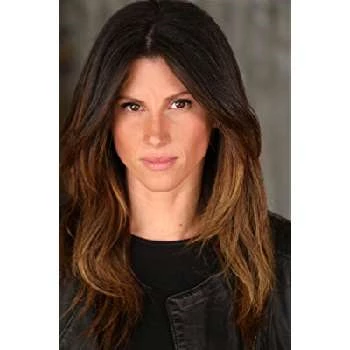 Daria Sarmientos - Age, Bio, Birthdate, Family, Networth & More