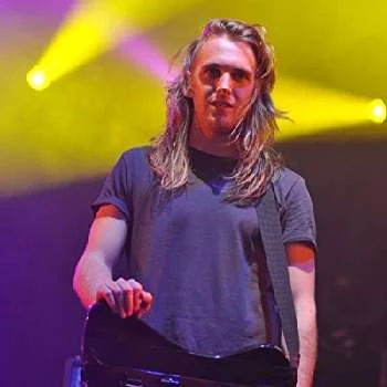 David Beadle - Age, Bio, Birthdate, Family, Networth & More