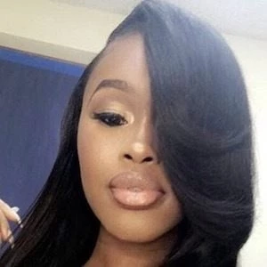 Asia Davies - Income, Birthday, Family, Bio, Networth & More