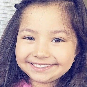 Ava Davila Biography