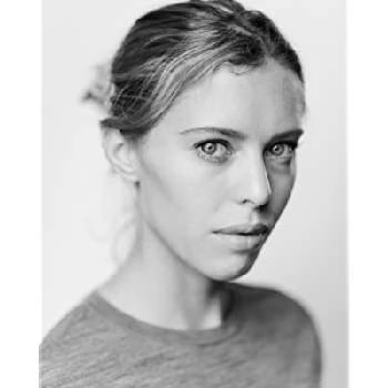 Davina Pownall - Age, Bio, Birthdate, Family, Networth & More