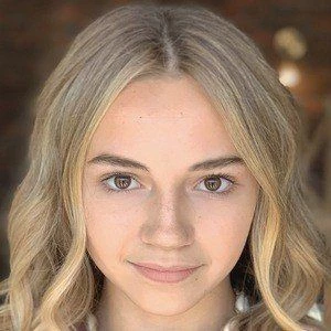 Kayla Davis Biography