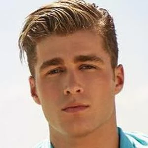 Luke Davis Biography