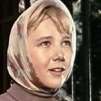 Daya Smirnova - Biography, Birthday, Wiki, Family, Networth & More