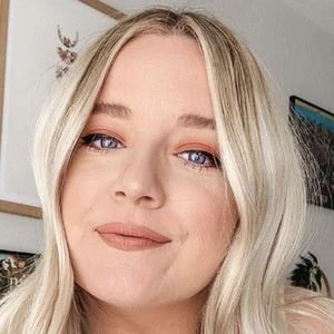 Carrie Dayton - Networth, Bio, Wiki, Family, Birthday, Networth & More