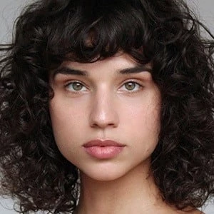 Lulu de Freitas - Birthplace, Bio, Wiki, Birthday, Family, Networth & More